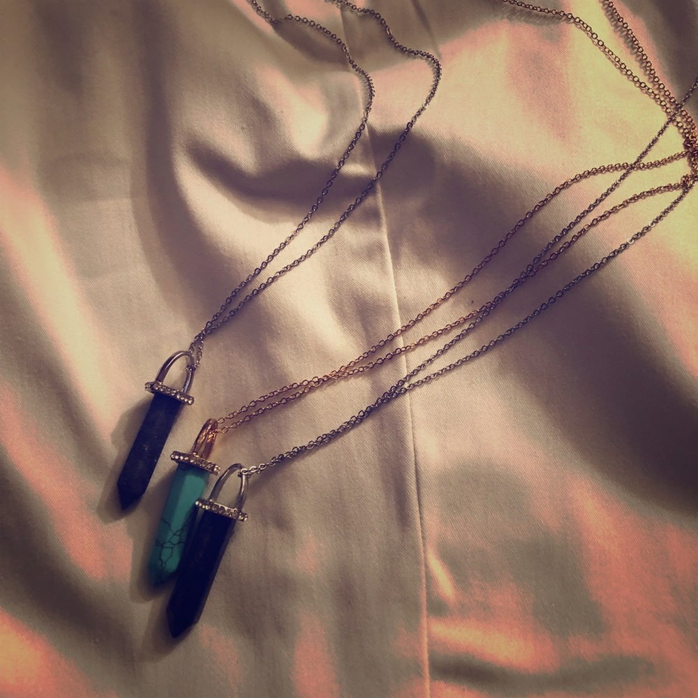 3 necklaces - Picture 2 of 6